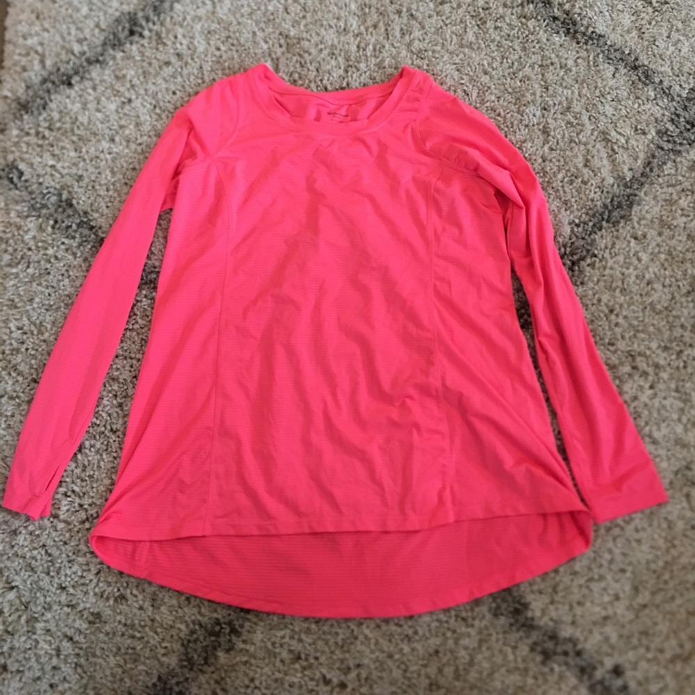 Maternity workout top